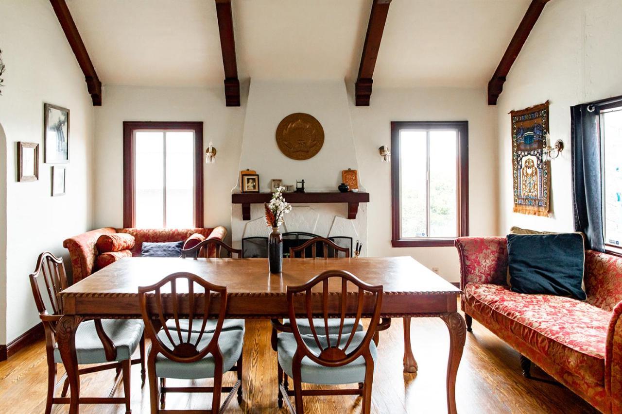 Beautiful, Historic Family Home Near Lake Merritt Оукланд Екстериор снимка